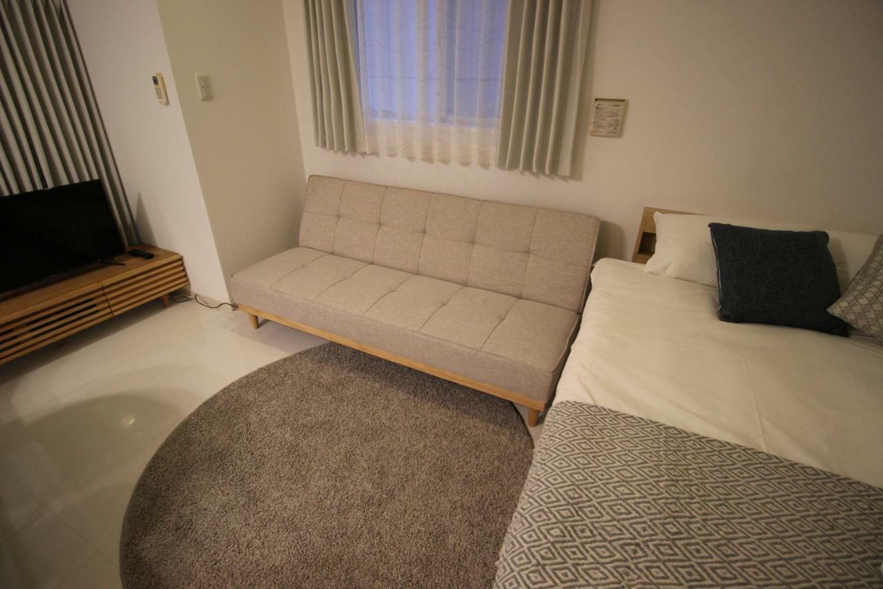Apartment Kw Sakaisuji Hommachi
