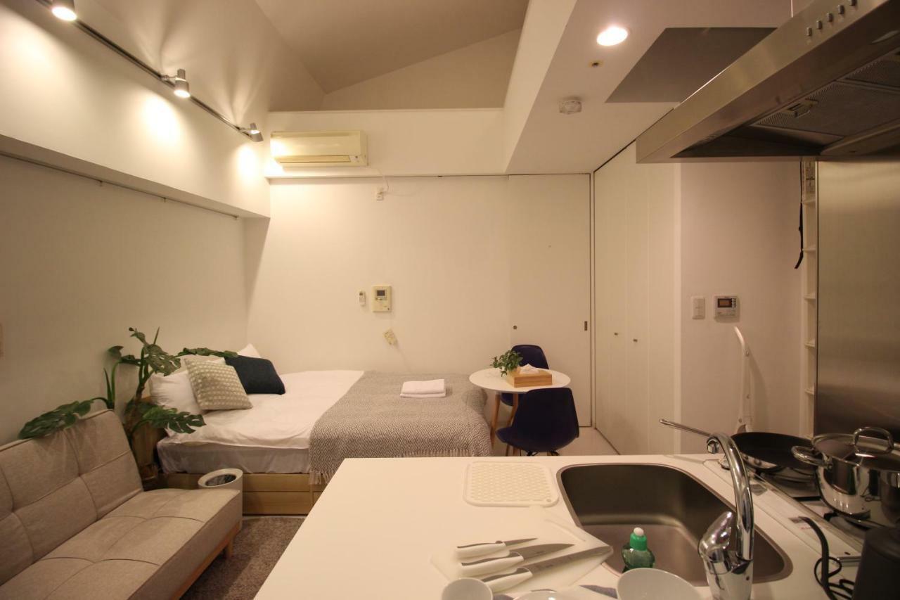 Kw Sakaisuji Hommachi